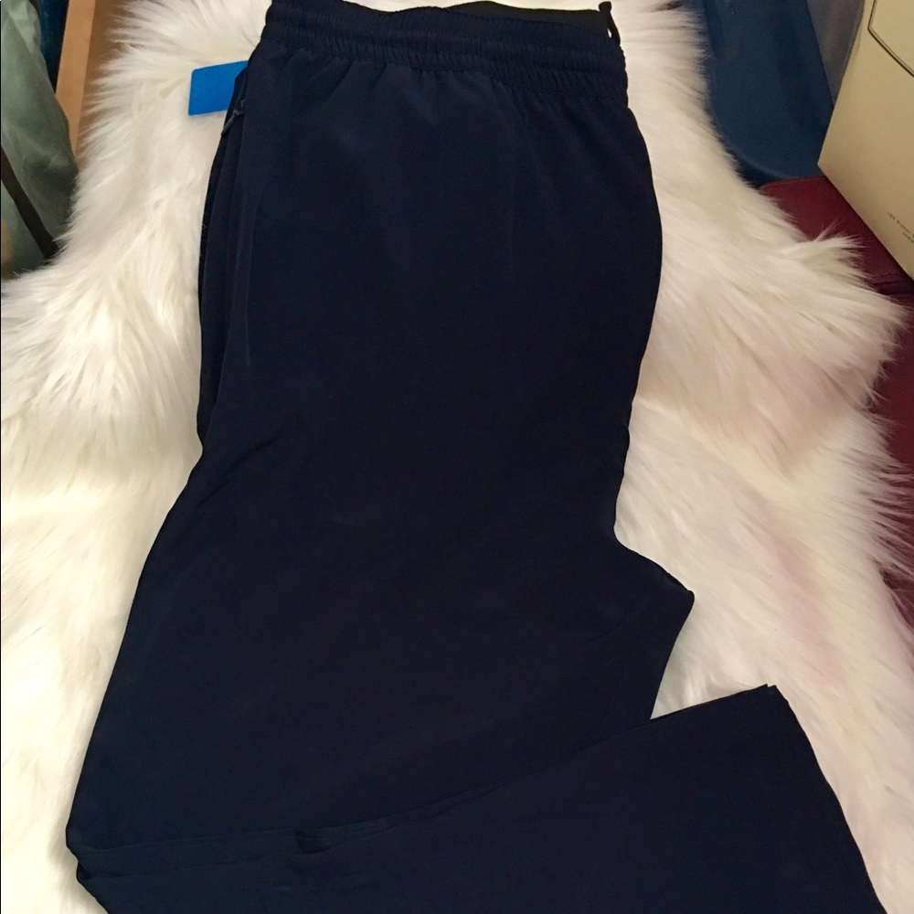 Under Amour Sportwear pants - Picture 1 of 3